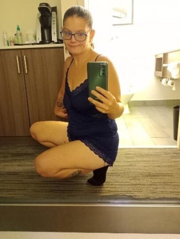 Curvy body blue eyes sweet & tight - 1