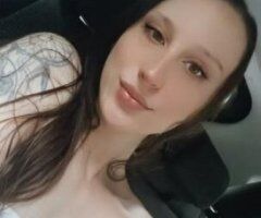 i finally am back !! MILF peaches 🩷😜 i dont rush , i'm actually real , come chat and catch a vibe with me and enjoy eachother - Image 7