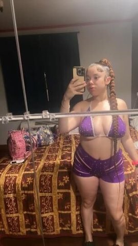 New in town 😋💦🍯 - 1