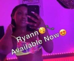 its storming come stay dry with me☔ duo & triple available✨😘🍭 Lets Play - Image 3