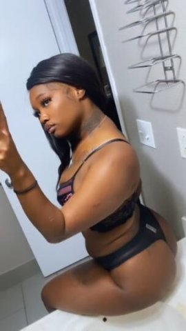 *SPECIALS AVAILABLE INCALLS ONLY!🍫💦👅 - 1