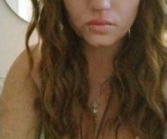 Red Heads R Better Then The Rest (i also have a room4rent Its A AirBNB I Pay Daily) - Image 6