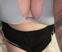 Lansing escorts - Sweet And Spicy BBW, College Student Looking For Fun! available NOW!!