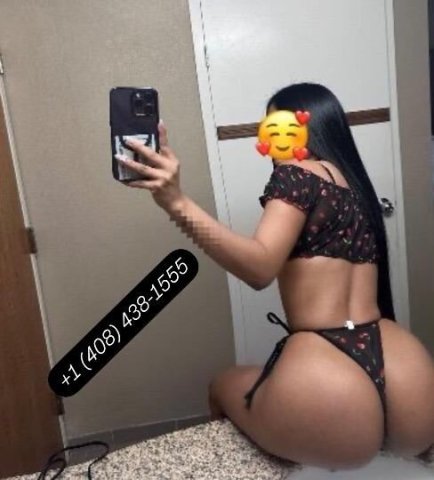 Latina joven nalgona hago video llamadas para que vean que soy real - 1