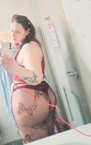 SEX GODDESS • Curvy • Pretty • Good Vibes • LowKey STAR - Standout Stunner • NO SCAMZ~NO DRAMA~NO FAKE PICS - 1