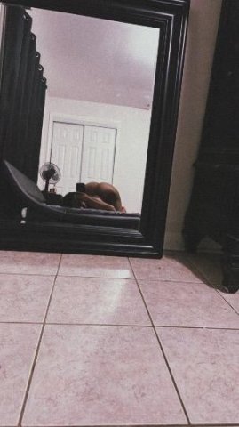 Come let dream put you to bed🤎 - 1