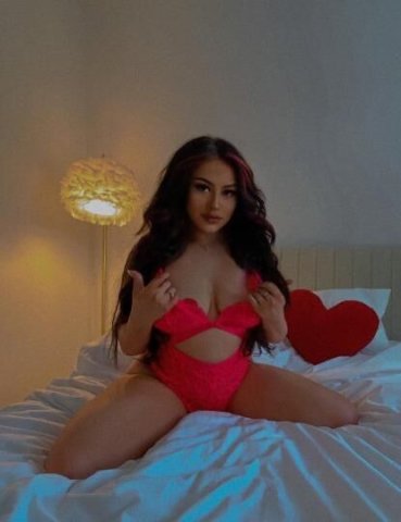 💋Light Skin Latina😋With Amazing Body💋Cum Enjoy This Wet Kitty💋😘 - 1
