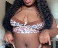 Lafayette escorts - SWEET AS HONEY 🍯 THICK ASS JUICY PLUM 😝 CUM SEE WAT THIS DEEPTHROAT ABOUT!!! 👅💦💦