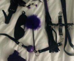 St. Louis escorts - STL Mistress Sammie seeking Submissive Men
