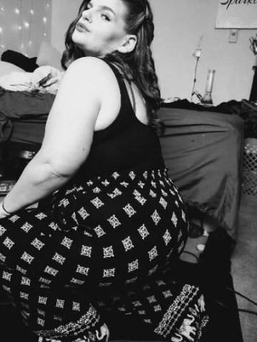 Kinky slut ready for incall or outcall fun - 1