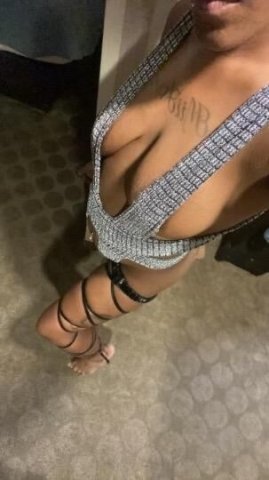 💦💦 Available Now 💦💦 - 1