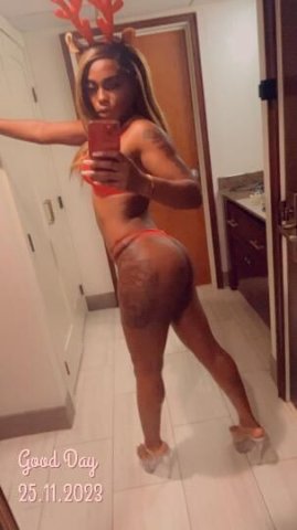 Chocolate Drop Aspen Lee 🍫💦💦🥴 OC only - 1