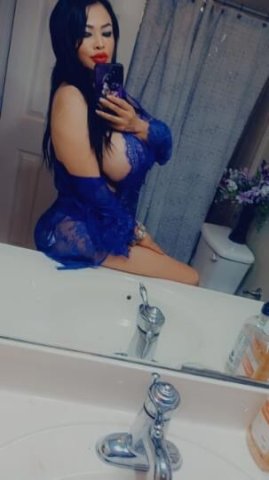 mujer linda y latina - 1