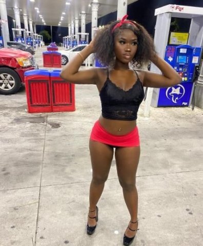 Cum enjoy my candyland and pretty - 1