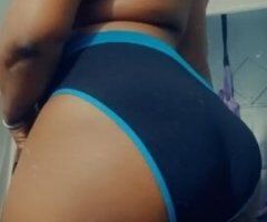 THINKING OF A LIVE STREAM..READ THE AD!!!😏🤤 - Image 3