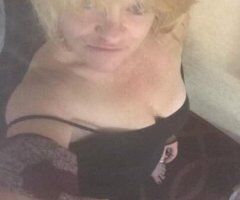 Evansville escorts - fun, flirty, foxy, fetish, and fantasy, friendly female
