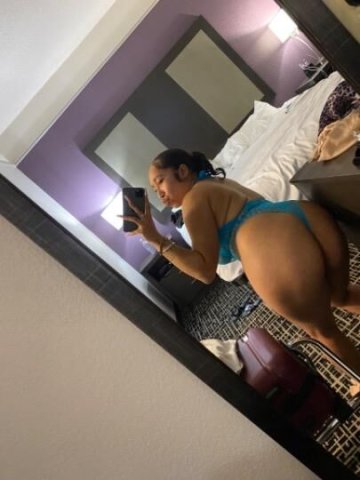 New Blasian Goddess in town VISITING incalls/outcalls🥰🎀 - 1