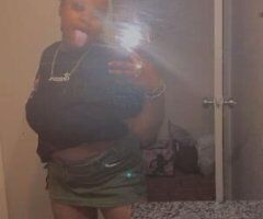❤😍😍Thick curvy sexy down to earth women with a smile that will make you fall in love. - Image 3