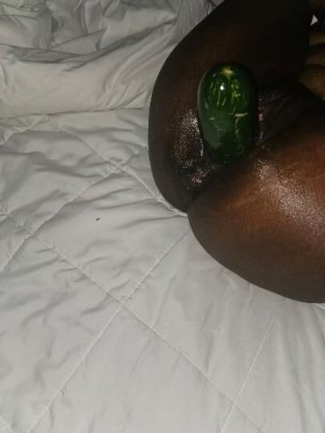 i have deals today!! chocolate & wet fun 🍫💦👅 - 1