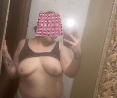 Tight wet clean pussy🥰🥰 - Image 3