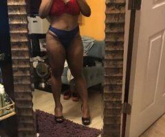 Roses in my garden 🥀 $40 thanksgiving deals for carplay or outcall.📵🤷🏾♀. Come see the queen 👑 - Image 3