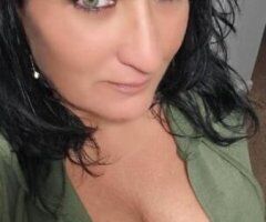 Needing to be pampered Looking for erotic Relax with me... - Image 6