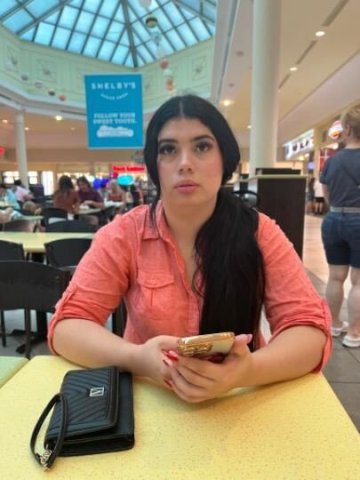 daniela - 1