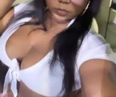 sexy and thick new hottie in town💦 - Image 3