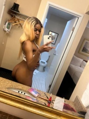 CANDYY THE FREAK SPECIAL ♀ 🍭🍫🍫🍫OUTCALLS/INCALLS 🍫 💦 !! available now!!! - 1