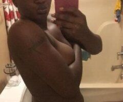 BigMomma wants you to come play in her wet box... - Image 3
