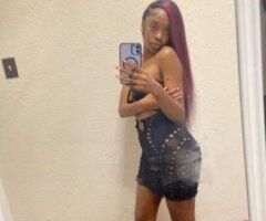 FREAK FRIDAY COME SEE ME 💋 - Image 2