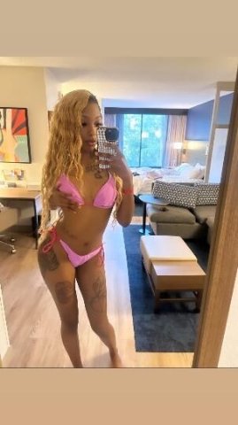 NEW BARBIE IN TOWN 🥂💋2POP SPECIAL FOR $200|| HMU! 💦🫦 👅 - 1