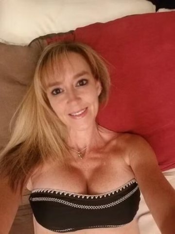 INCALL!!L!!!! COCK NEVER SUCKED THIS FUCKIN GOOD!!!!!MASTERS IN SUCKING DICK EAdACHE !!! CARDATE OR OUTCALL READY 24/7 - 1