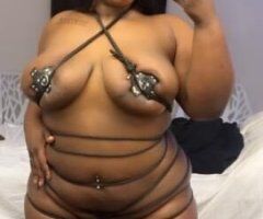 KINKY BUSTY BABE 🫦 - Image 4