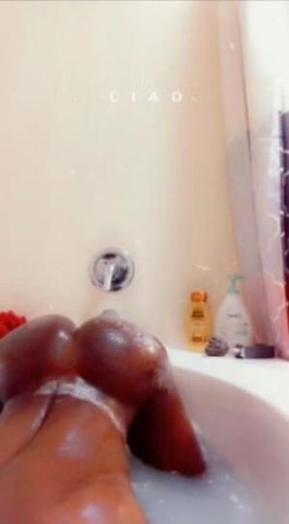 trans woman - 1