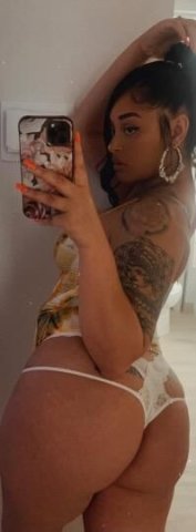 Hawaiian Goddess 🩷 Thick & Juicy Bootylicious🍑💦 - 1