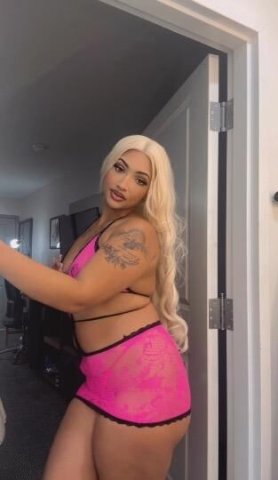 Lets Hangout 💋 - 1