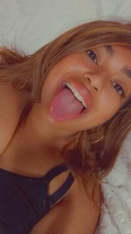 Clean and Freaky Latina ready to please you NOW 👅🍌🍆🍑 - 1