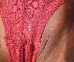 Clean and Freaky Latina ready to please you NOW 👅🍌🍆🍑 - Image 2