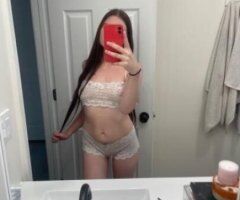 Miami escorts - SEXY AND PETITE