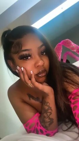 MILF MAMI🤪 DICK EATER 😘 DRIPPING WET 👅👅 - 1