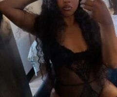 MILF MAMI🤪 DICK EATER 😘 DRIPPING WET 👅👅 - Image 4