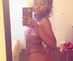 Staten Island escorts - available/disponible Outcalls With Uber only