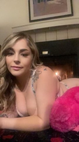 🌸🤍 WAITING FOR YOU ... FAVORITE BLONDE - 1