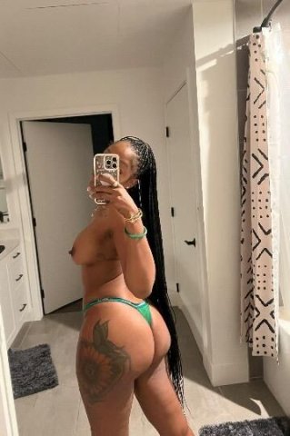💋Exotic Ebony Playmate💋 Come Play Dont Miss Out🥰😘2:22 PM - 1