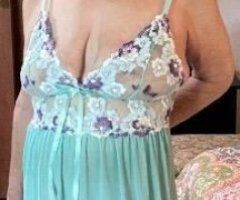 Kansas City escorts - BEST IN THE BIZ!! SEXY MATURE AND SAFE!!