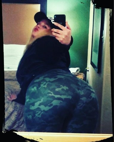 ONLYFANS PROMO ➡ $11 Thru Summer! 💋BIG BBW BOOTY 🍑 GIRL ROCKIN 🎸 YOUR WORLD! 🌎 Video Chat 🔥 Nudes 🔥 Videos 🔥 Sext 👉 OnlyFans.com/LIACASANOVAE11 👈 - 1