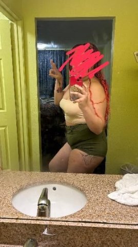 NEW HERE WET AND READY 👅💦 - 1