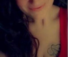Skyy❤ ❄☃HAPPY HOLIDAYS☃❄ U WANT THE BEST & SEXIEST CONTENT.. look no further baby😘 trust me itll make you forget about the rest 😏🥰 CONTACT ME BABY IM READY & WAITING.. 💋👀🫦 & i also do outcalls 😘 - Image 3