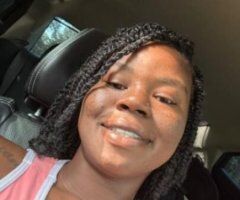 Fayetteville escorts - Looking for a big strong man ❤